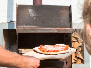 pizzaoven buiten